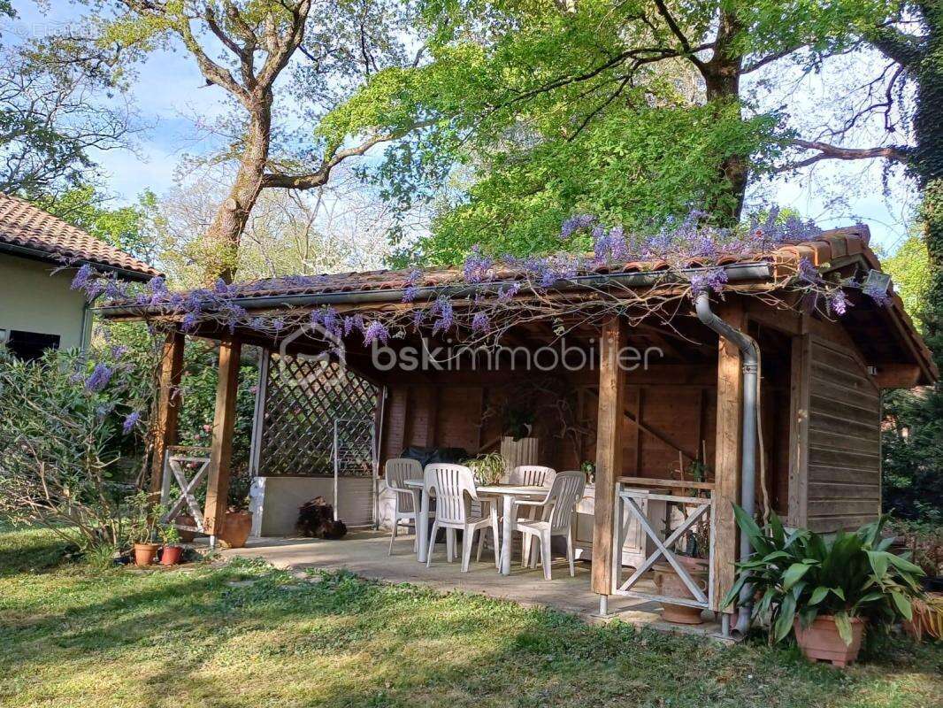 Jolie maison plain-pied de 133 m² sur grand terrain - photo 4
