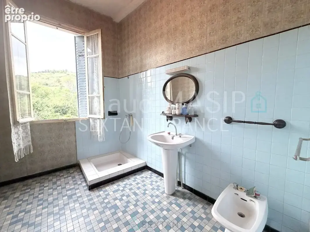 Maison beaux volumes, 191m² hab, 5 ch, garage, grand jardin acces riviere - photo 11