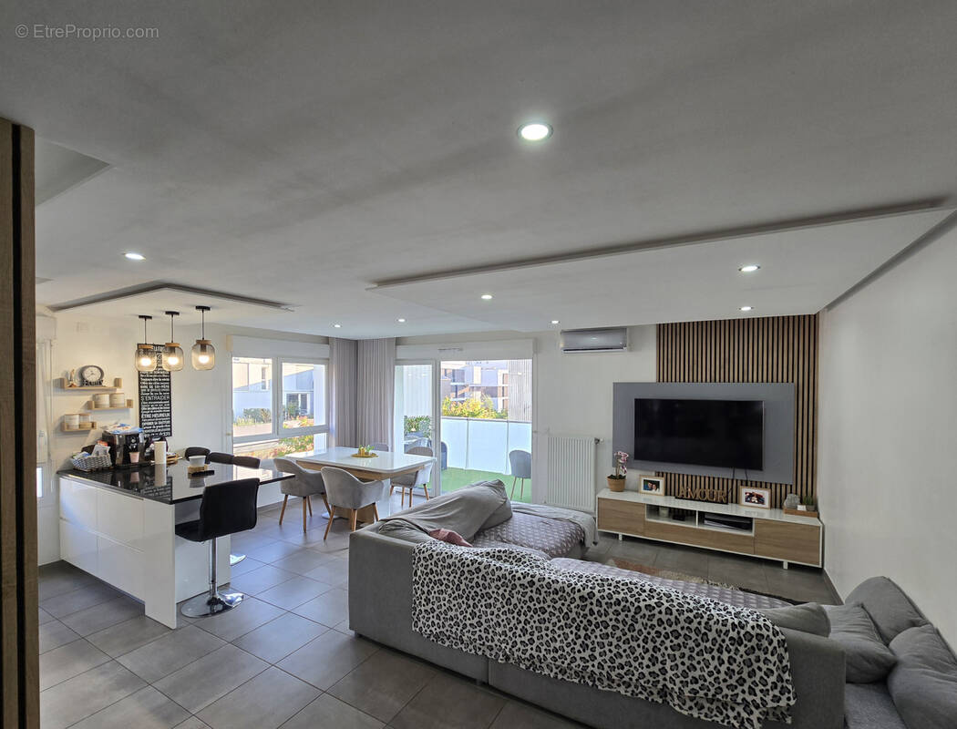 Appartement à SAINT-MARTIN-D&#039;HERES