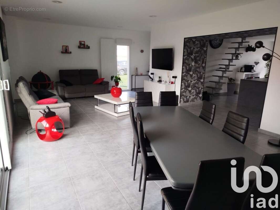 Photo 2 - Maison à TROUY