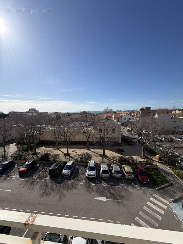 Appartement à PORT-DE-BOUC