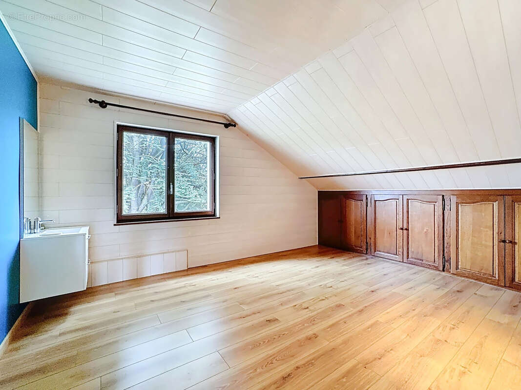 Maison à CHENS-SUR-LEMAN