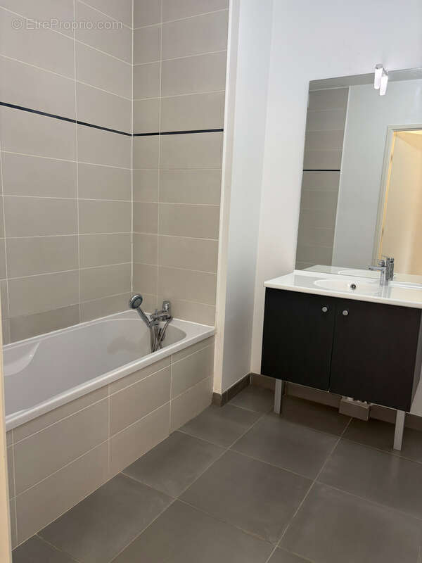 Appartement t3 avec grande terrasse et garage - photo 5