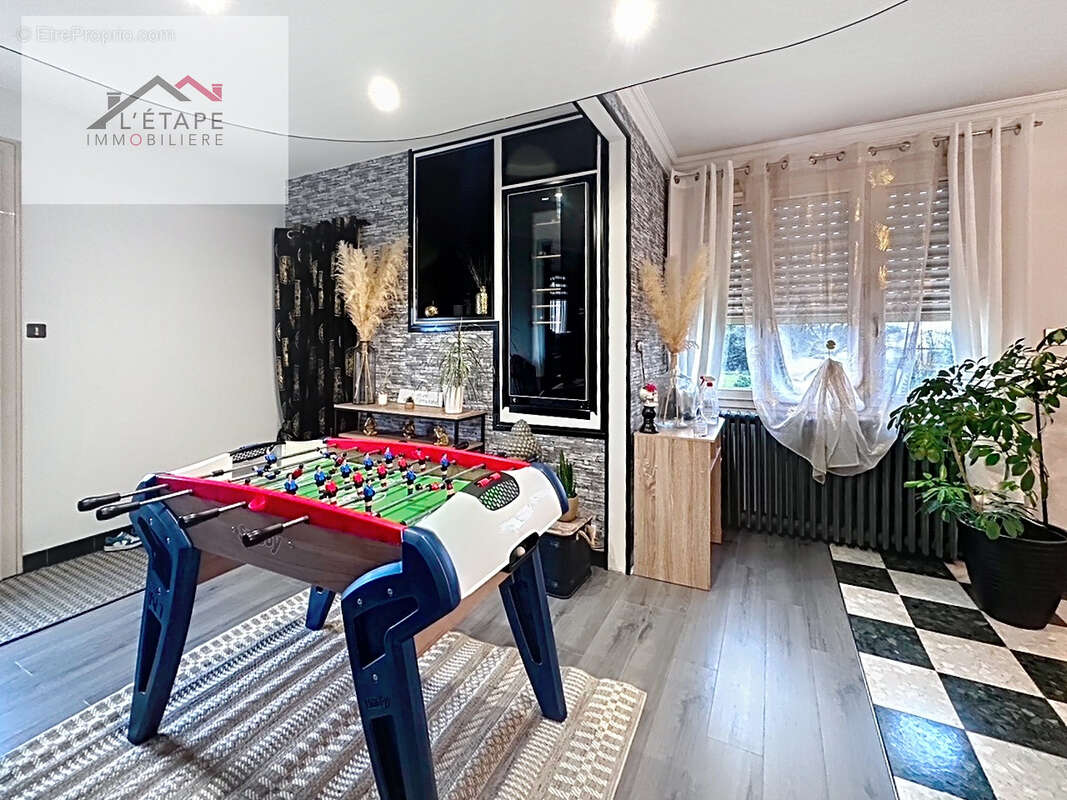 Maison à LE GIROUARD