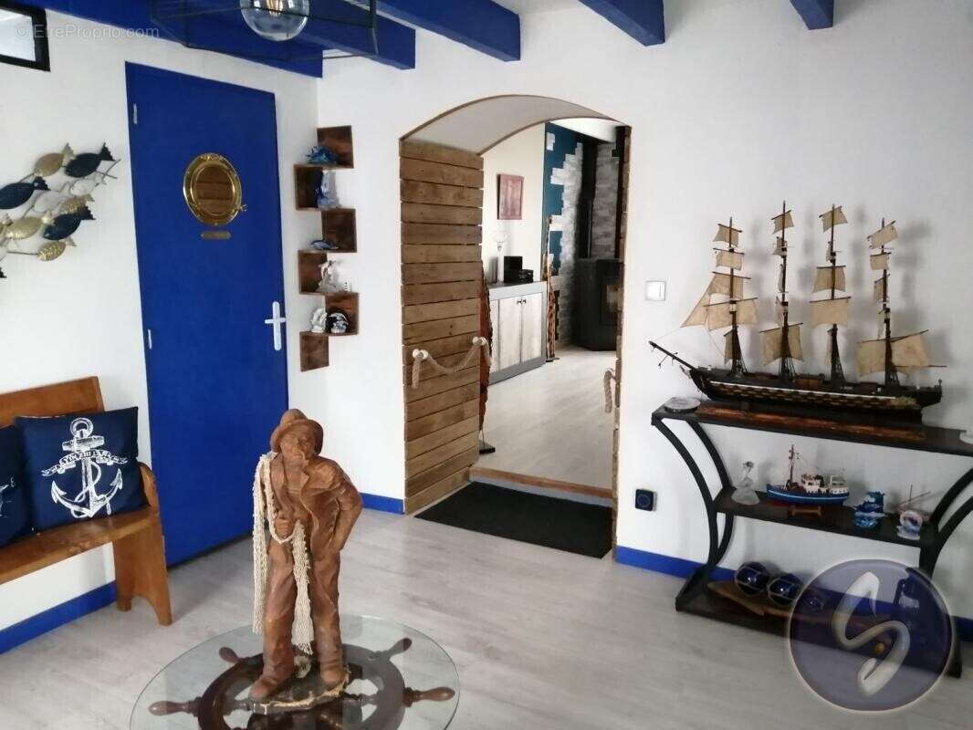 Maison à PAMPROUX
