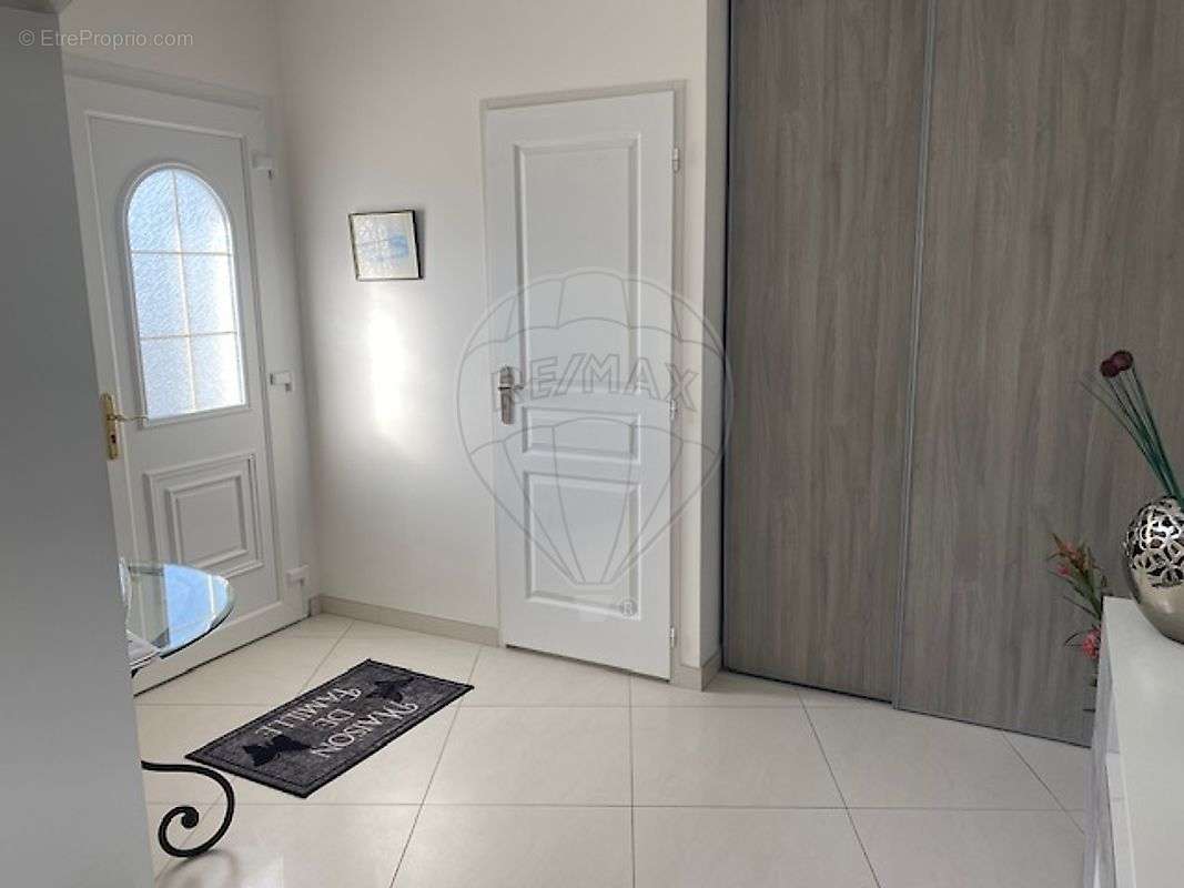 Maison à MESCHERS-SUR-GIRONDE