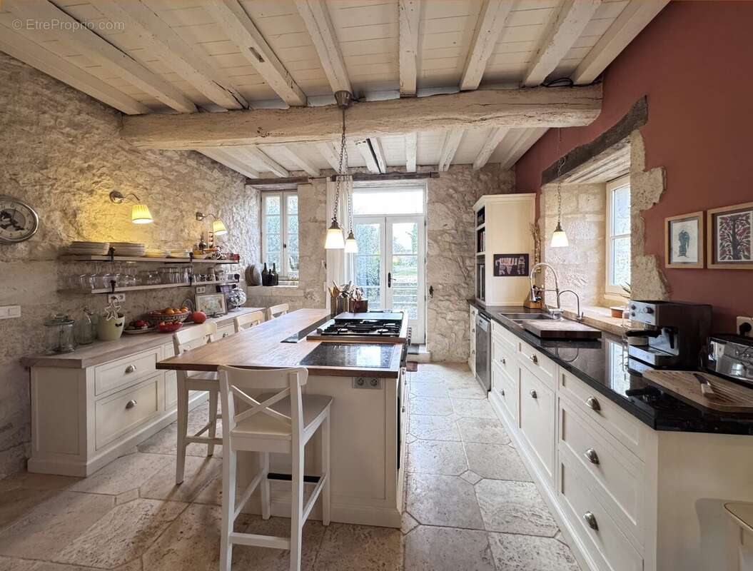 Maison à LA ROMIEU