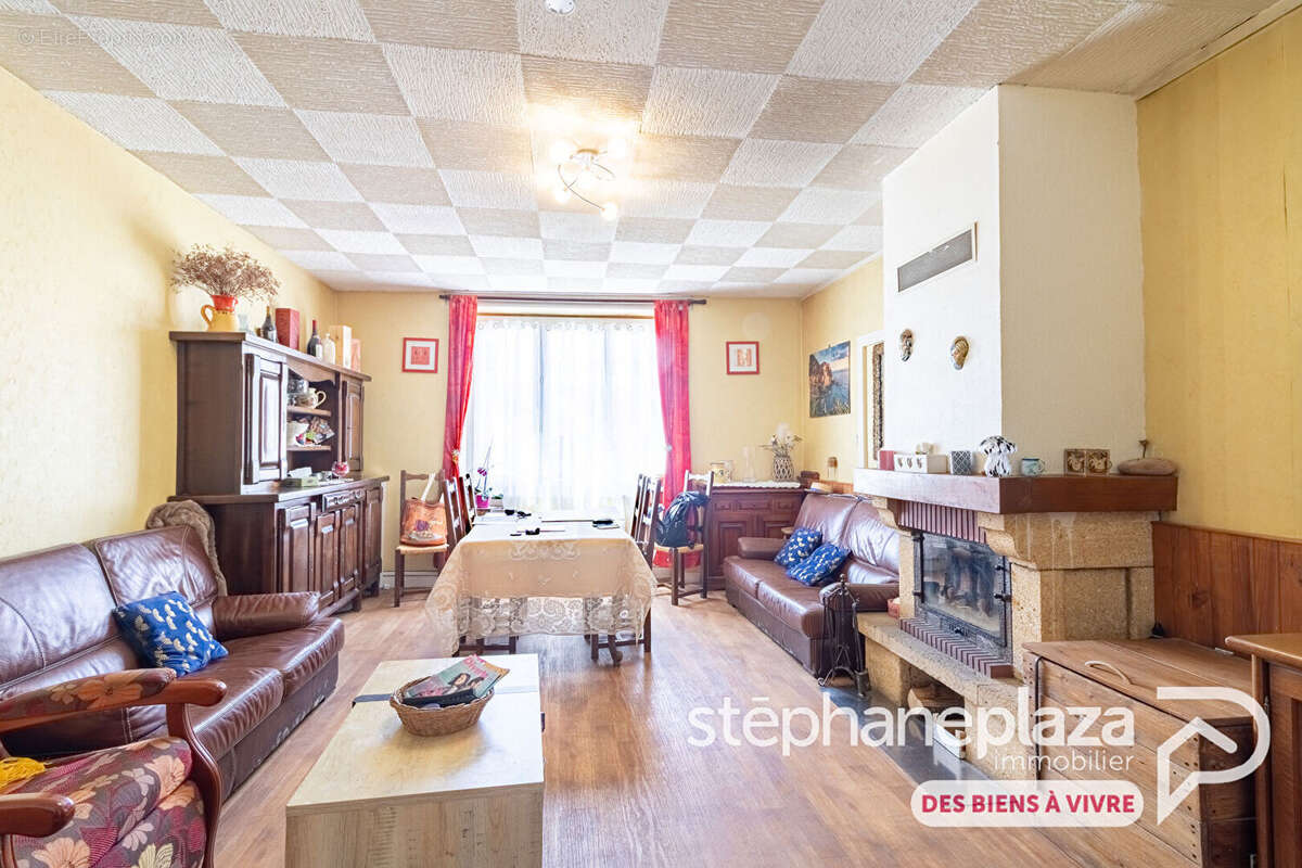 Appartement à COLIGNY