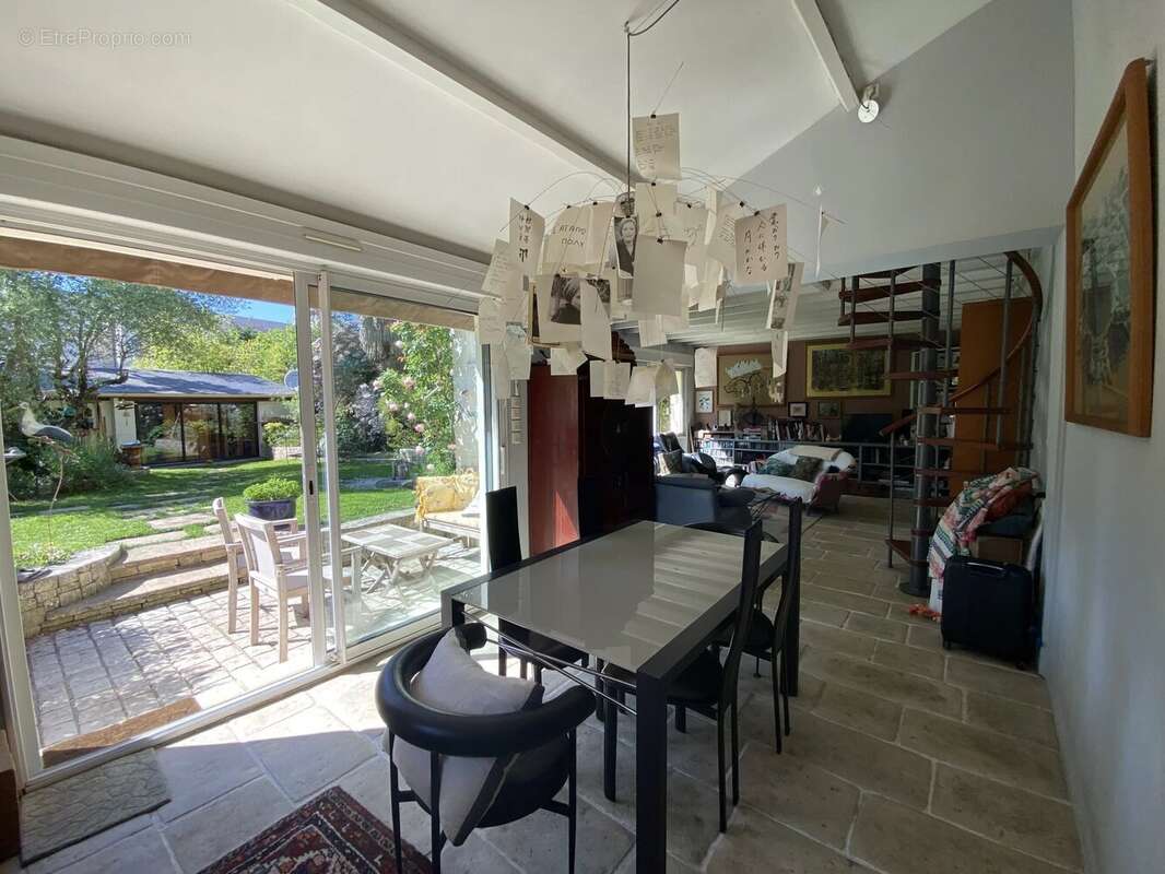 Maison à CHATELLERAULT