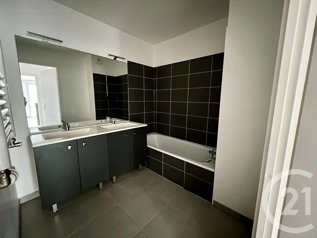 Appartement à USTARITZ