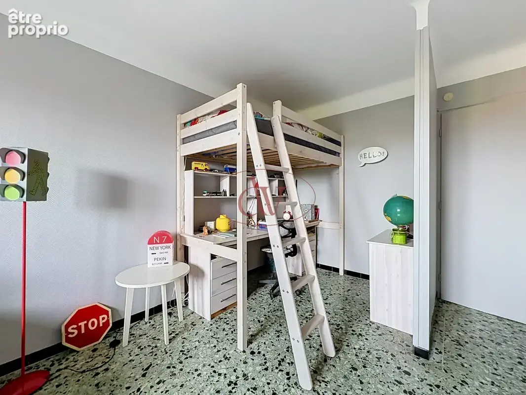 Grande maison familiale à proximité de l'hôpital - photo 6