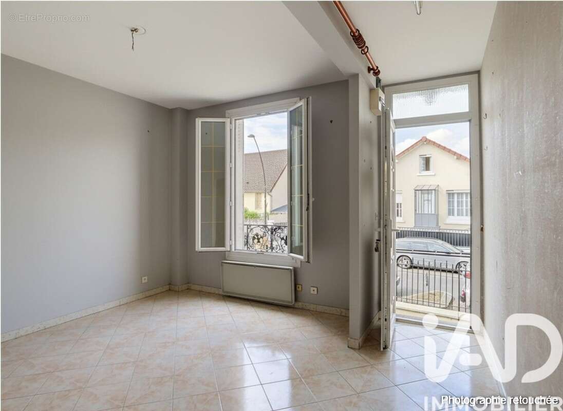 Photo 6 - Maison à VILLENEUVE-LE-ROI