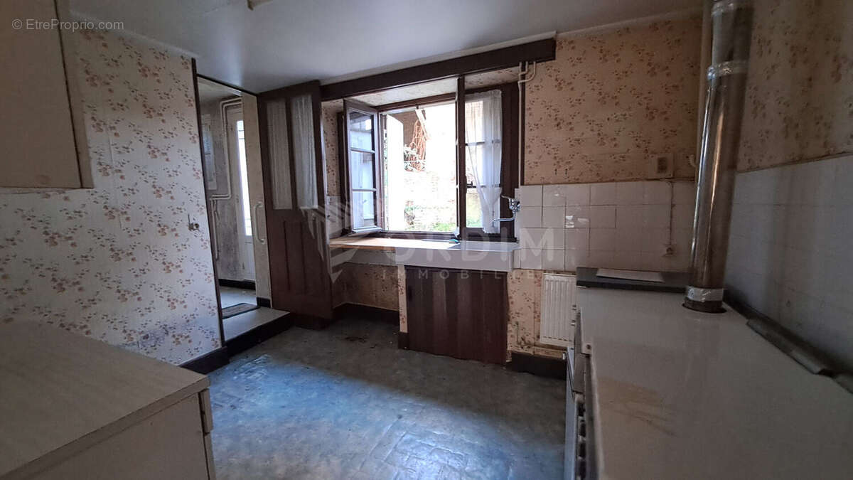 Maison Cruzy Le Chatel 3 pièce(s) - photo 5