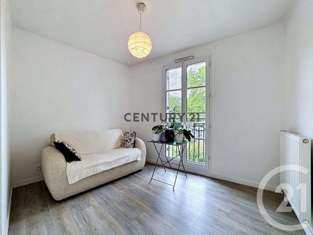 Appartement à MAISONS-ALFORT