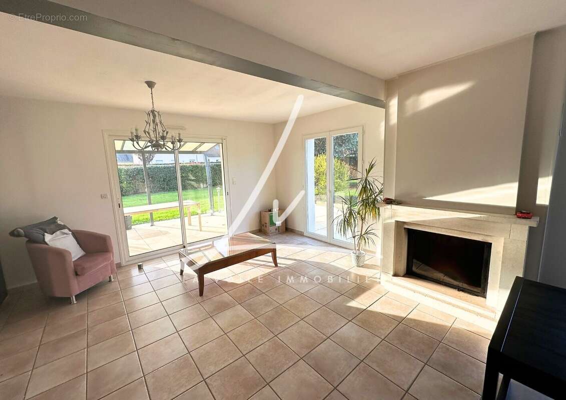 Maison à BENOUVILLE