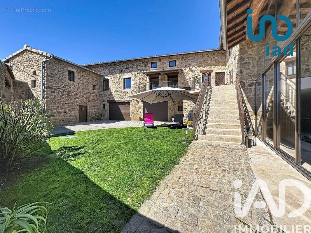 Photo 1 - Maison à MACLAS