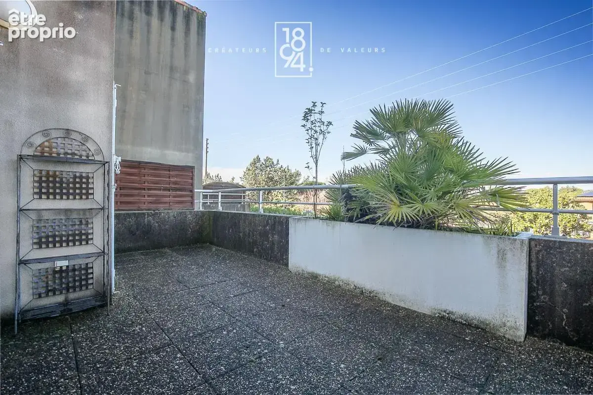 Appartement duplex  À Vendre T4/5 106 m2 PARKING + BOX - photo 14