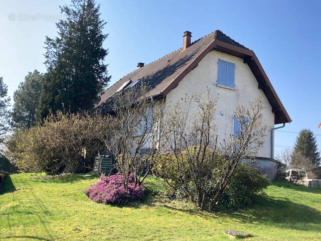 Maison à CHALONVILLARS