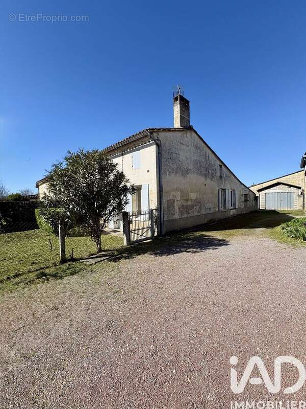 Maison 100 m² à Pomerol  - photo 4