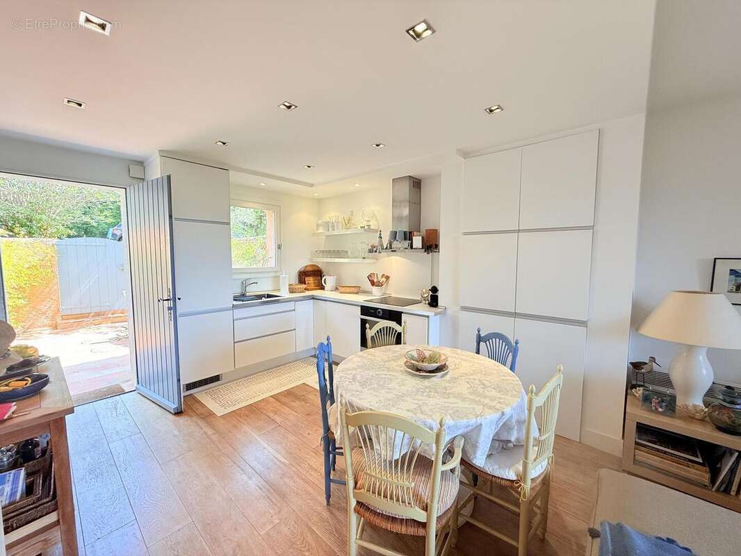 20250814 12.05.22 - Maison à GRIMAUD