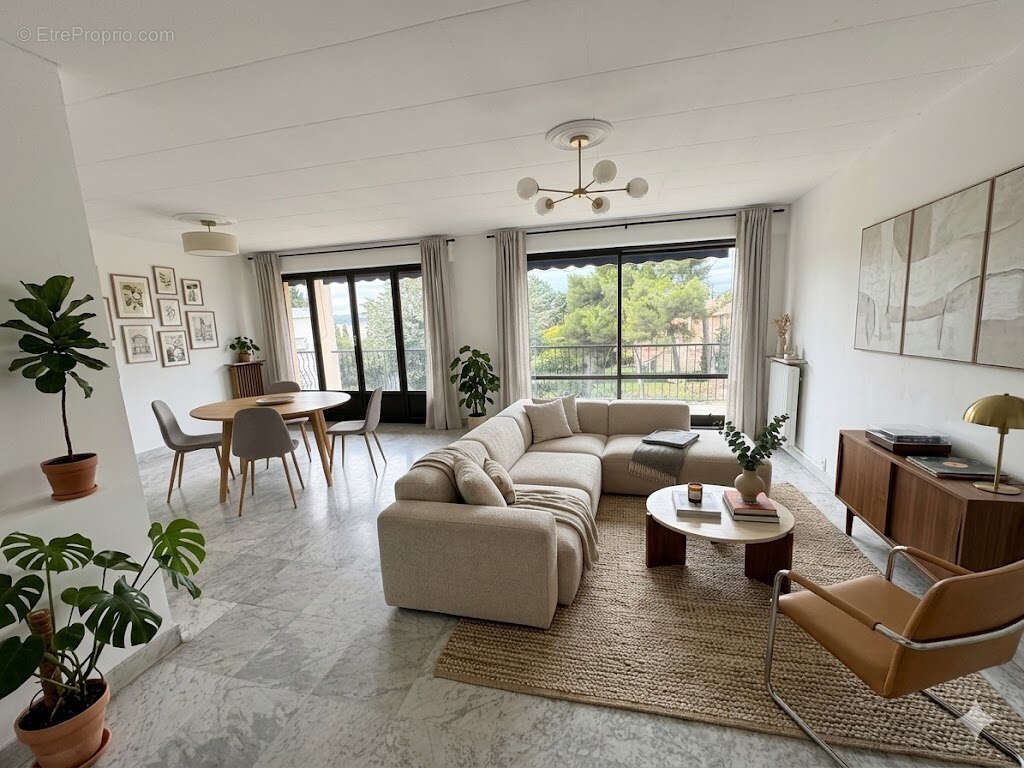 Aix en Provence, St Jerome/Parc Jourdan, appartement 5 pièces de 133 m2, ascenseur, terrasses, caves et garage - photo 2