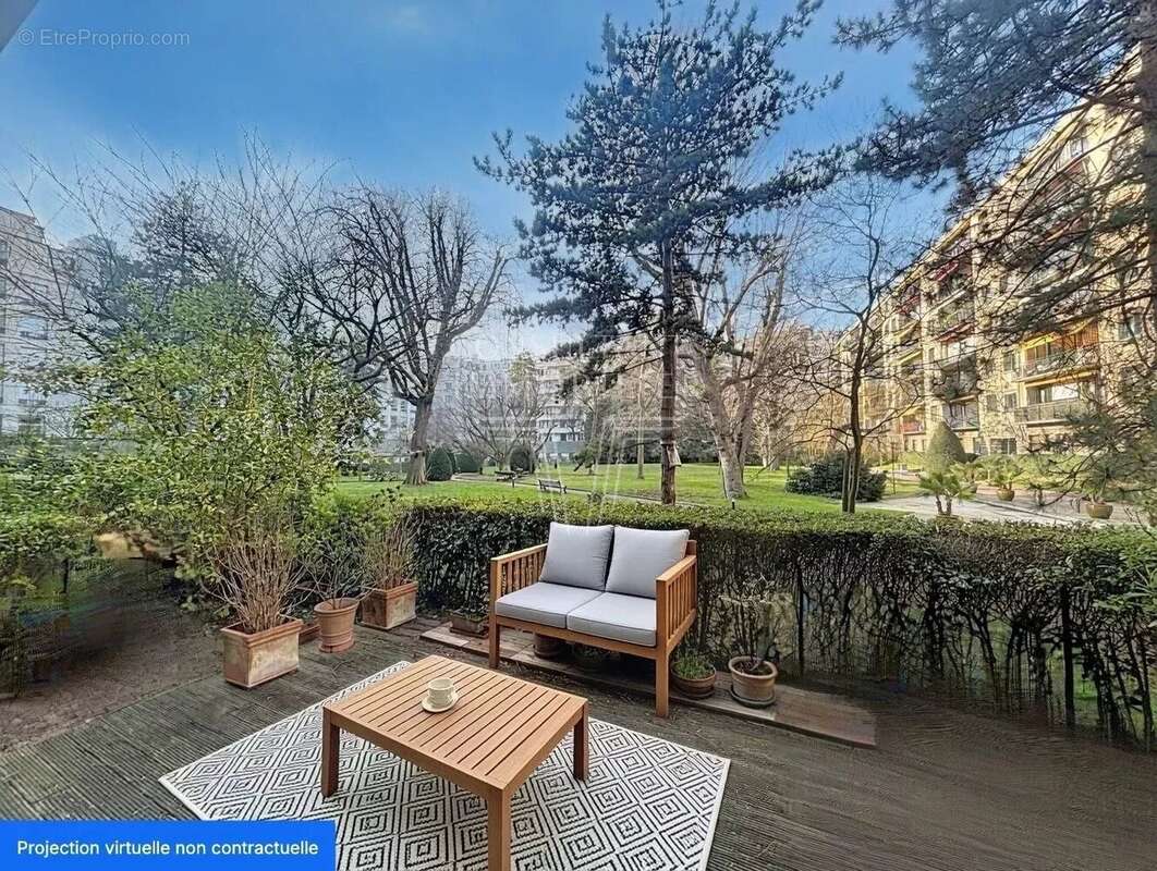 Appartement à NEUILLY-SUR-SEINE