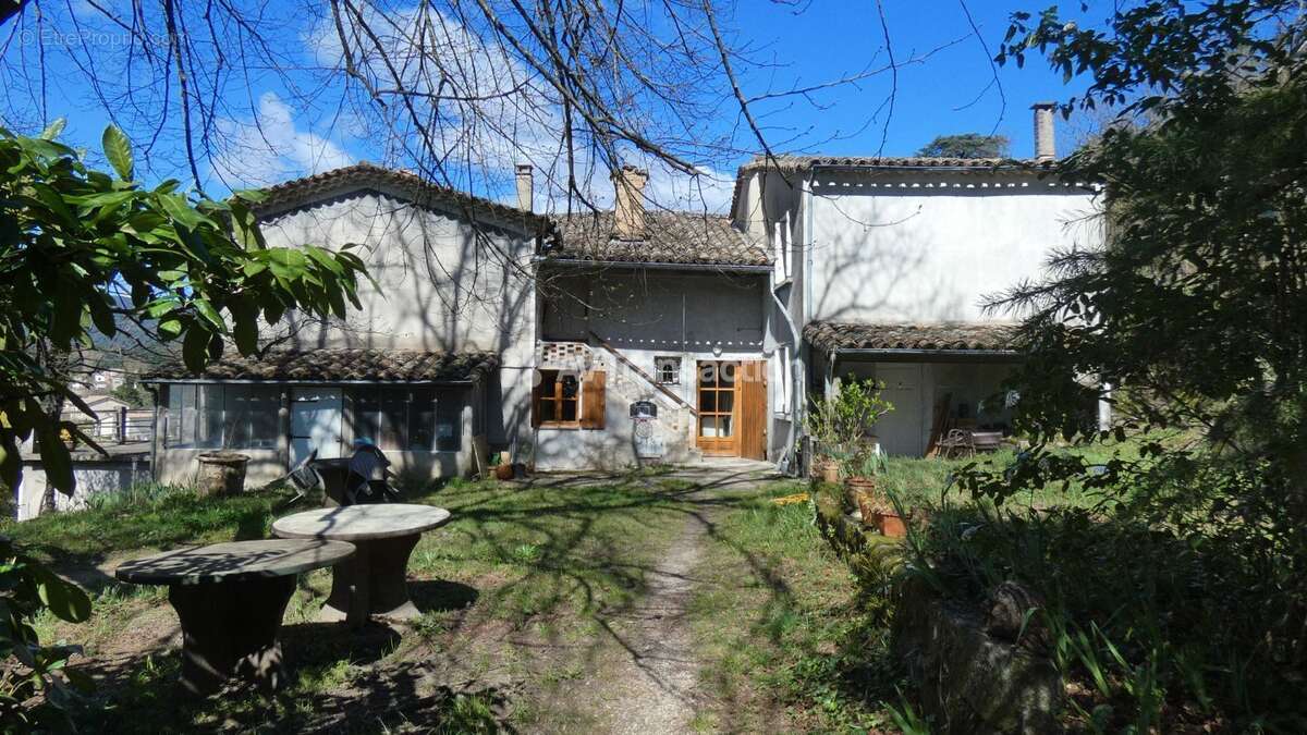 Maison à LASALLE