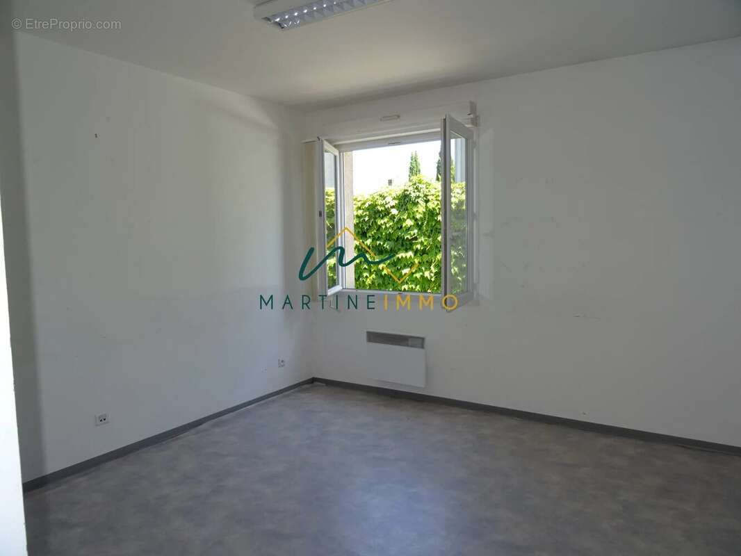 A vendre entrepot a miramont de guyenne (47800) - photo 5