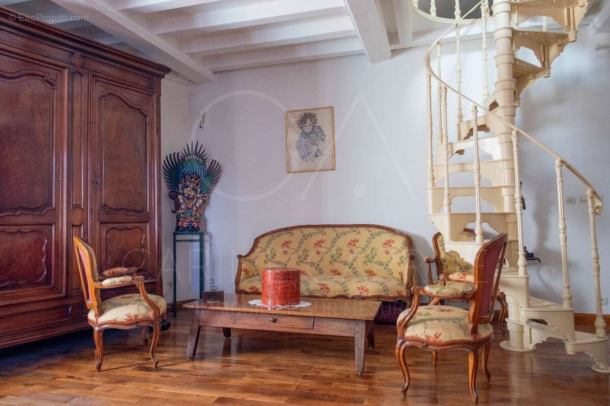 Appartement à TASSIN-LA-DEMI-LUNE