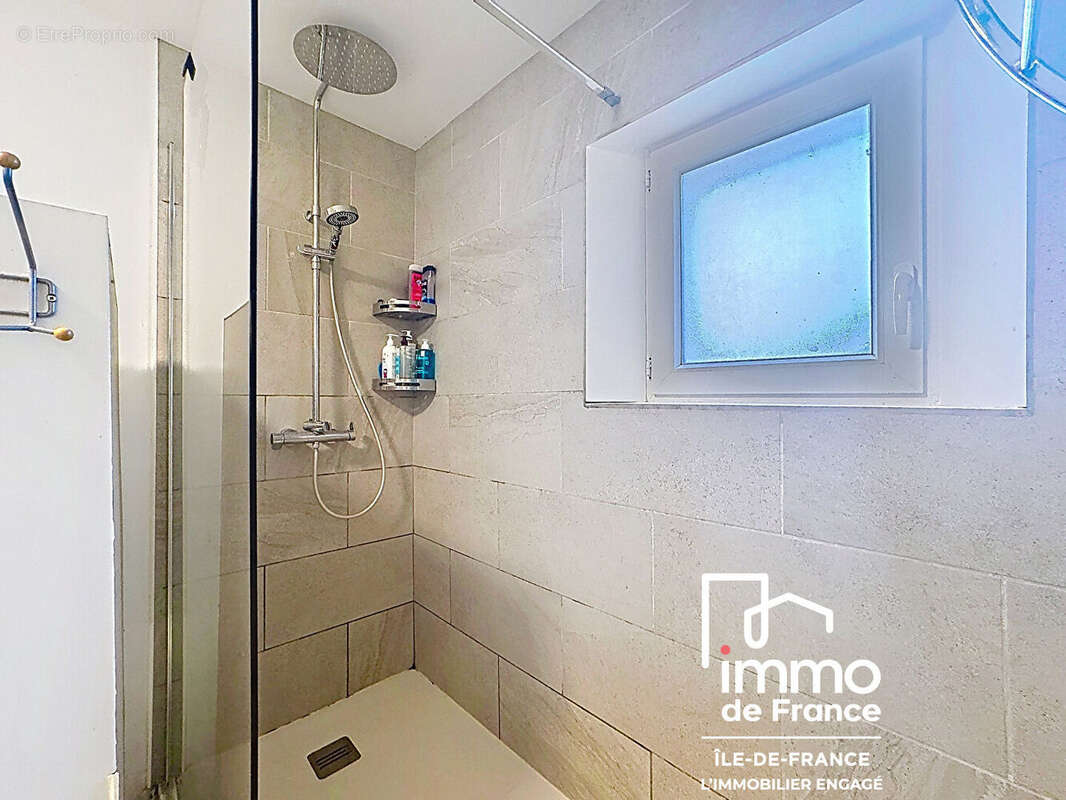 Maison à COURVILLE-SUR-EURE