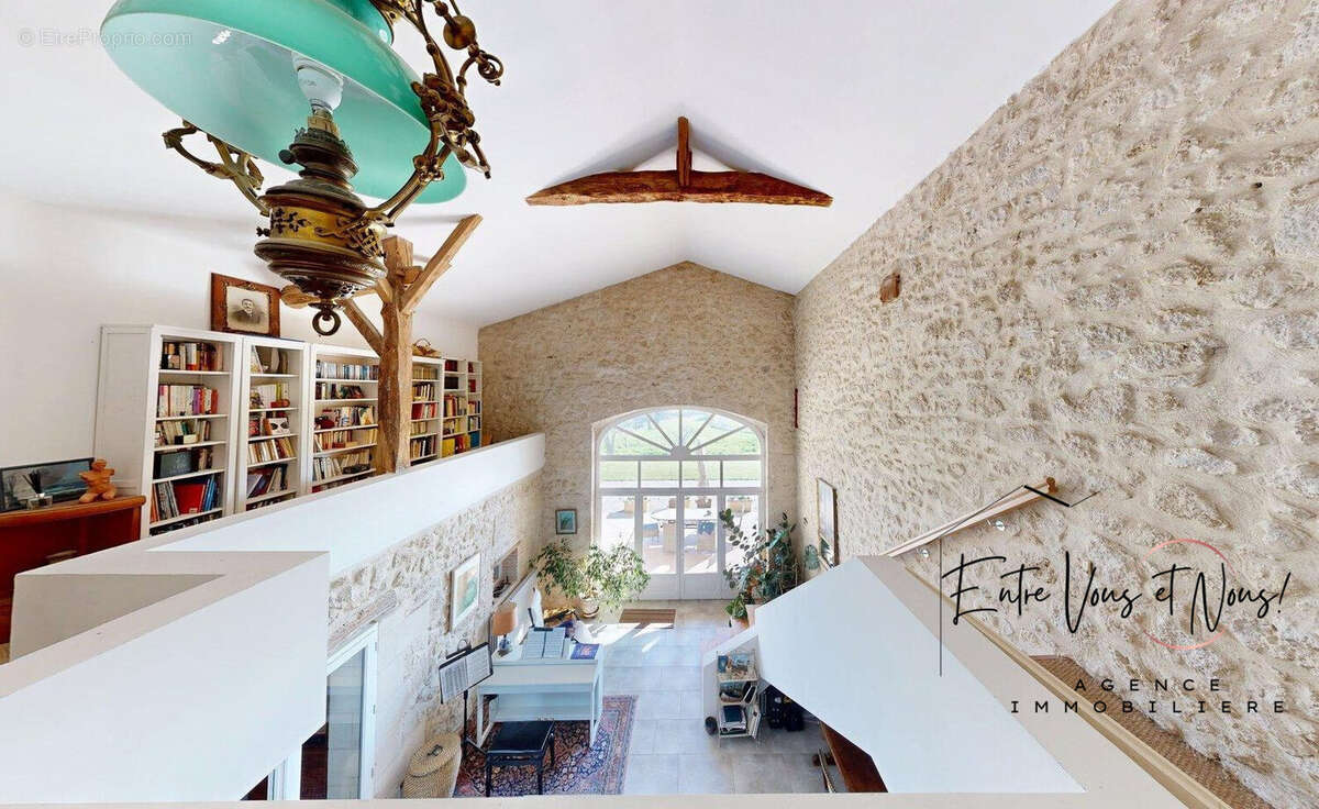 M1-M2 SALON CATHÉDRALE 2/3 - Maison à BAZAS