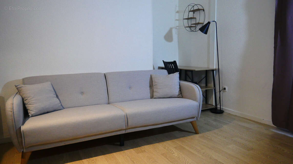 Appartement à FONTAINE