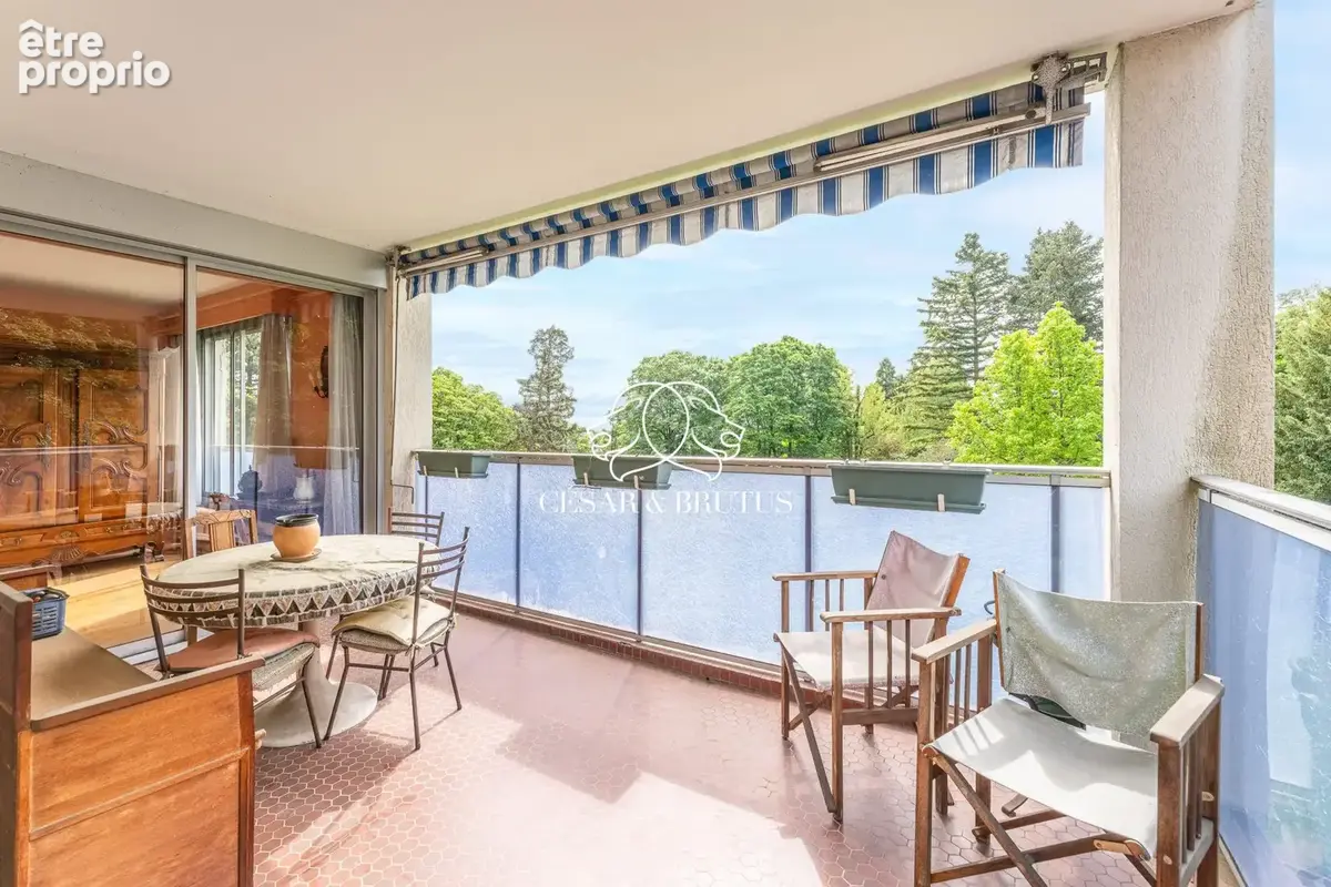 Appartement 129 m² à Sainte-Foy-Les-Lyon  - photo 3