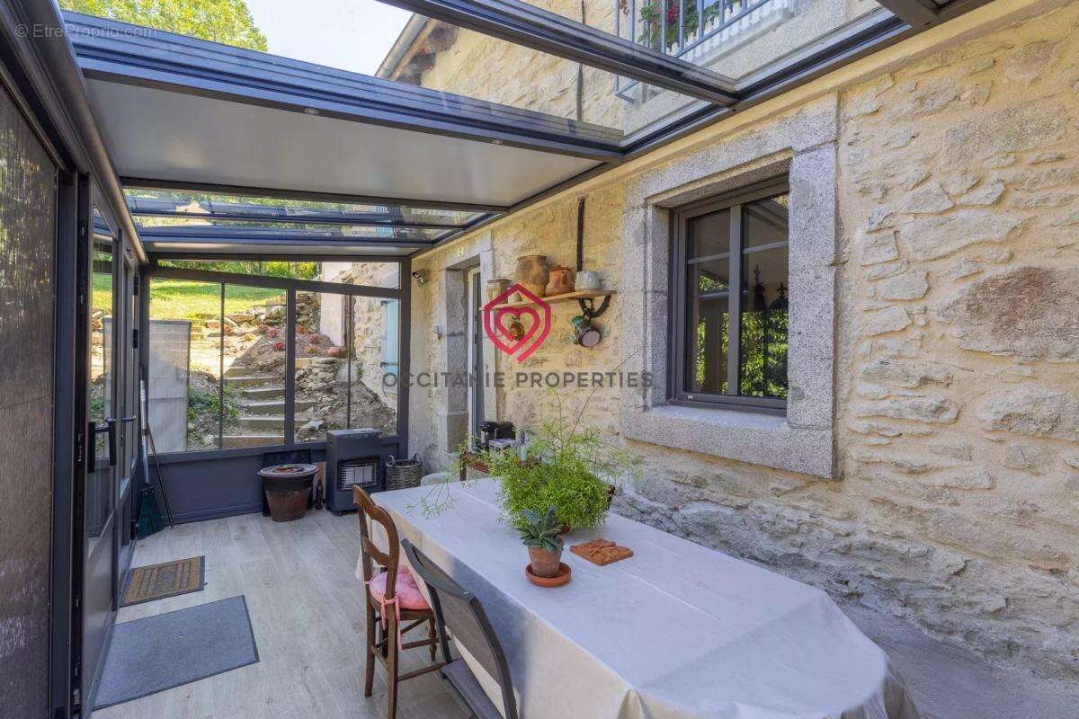 Maison à CUXAC-CABARDES