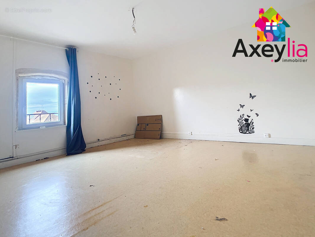 Appartement à CUINZIER