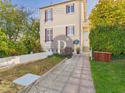 Maison à SAVIGNY-SUR-ORGE