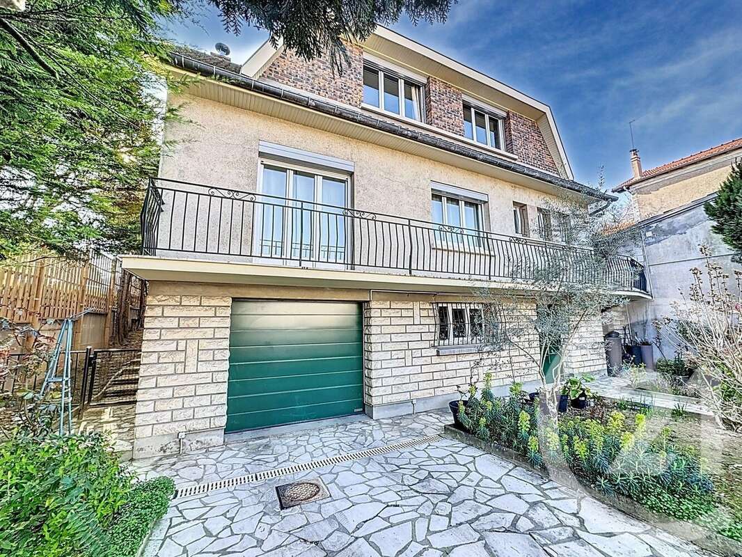 Photo 2 - Maison à THIAIS