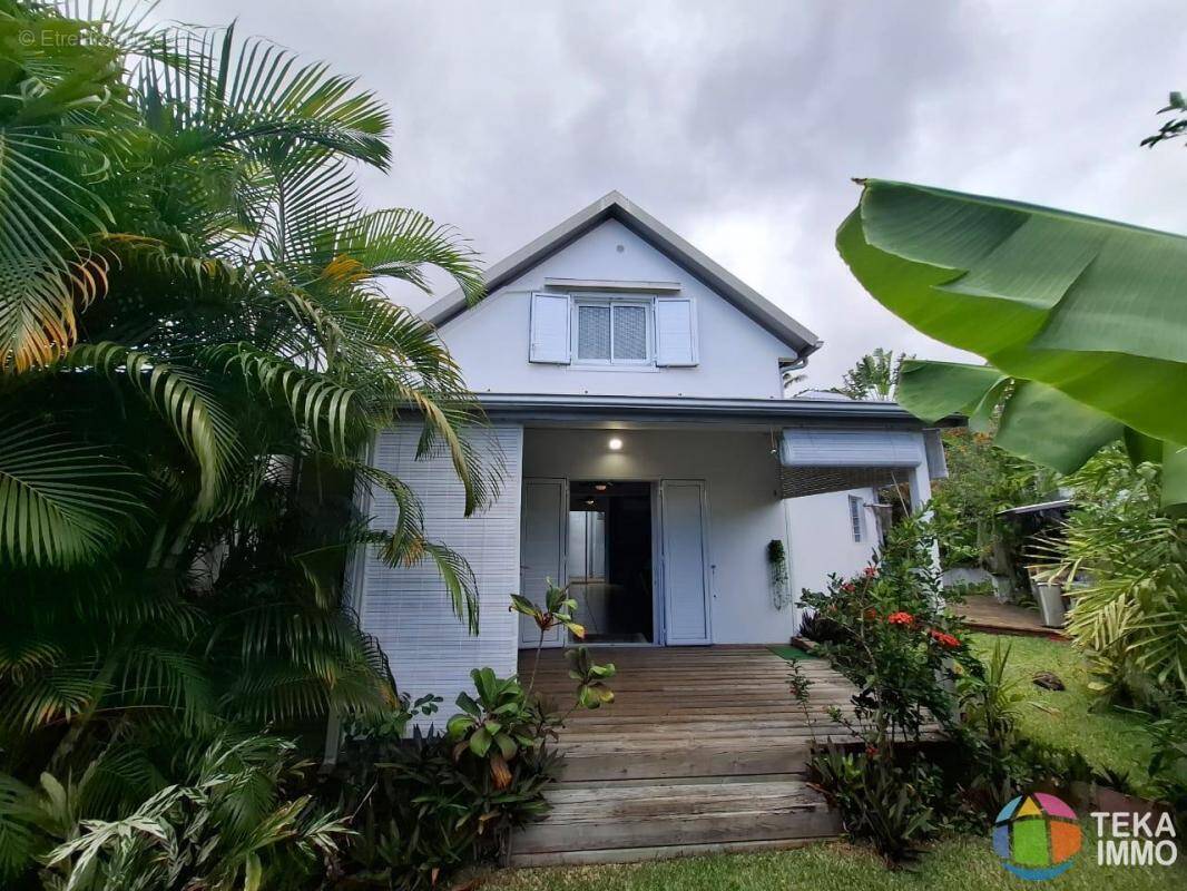 Maison à SAINTE-SUZANNE