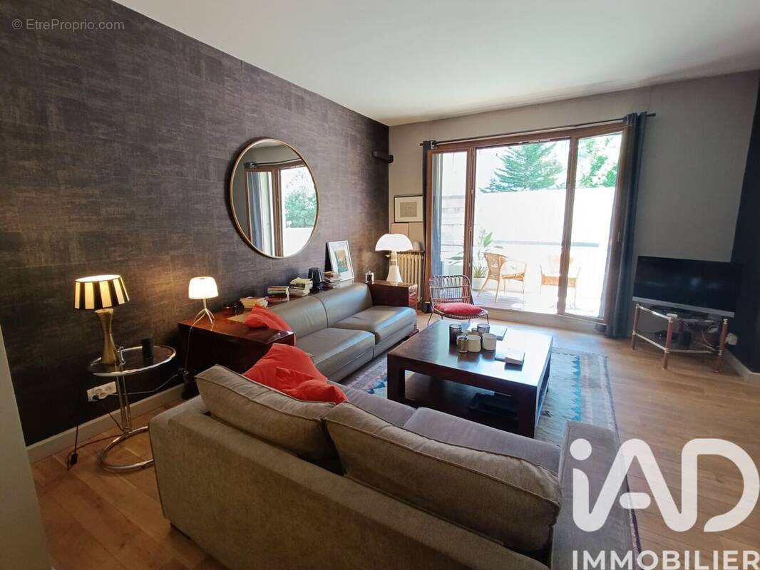 Photo 1 - Appartement à MARSEILLE-8E