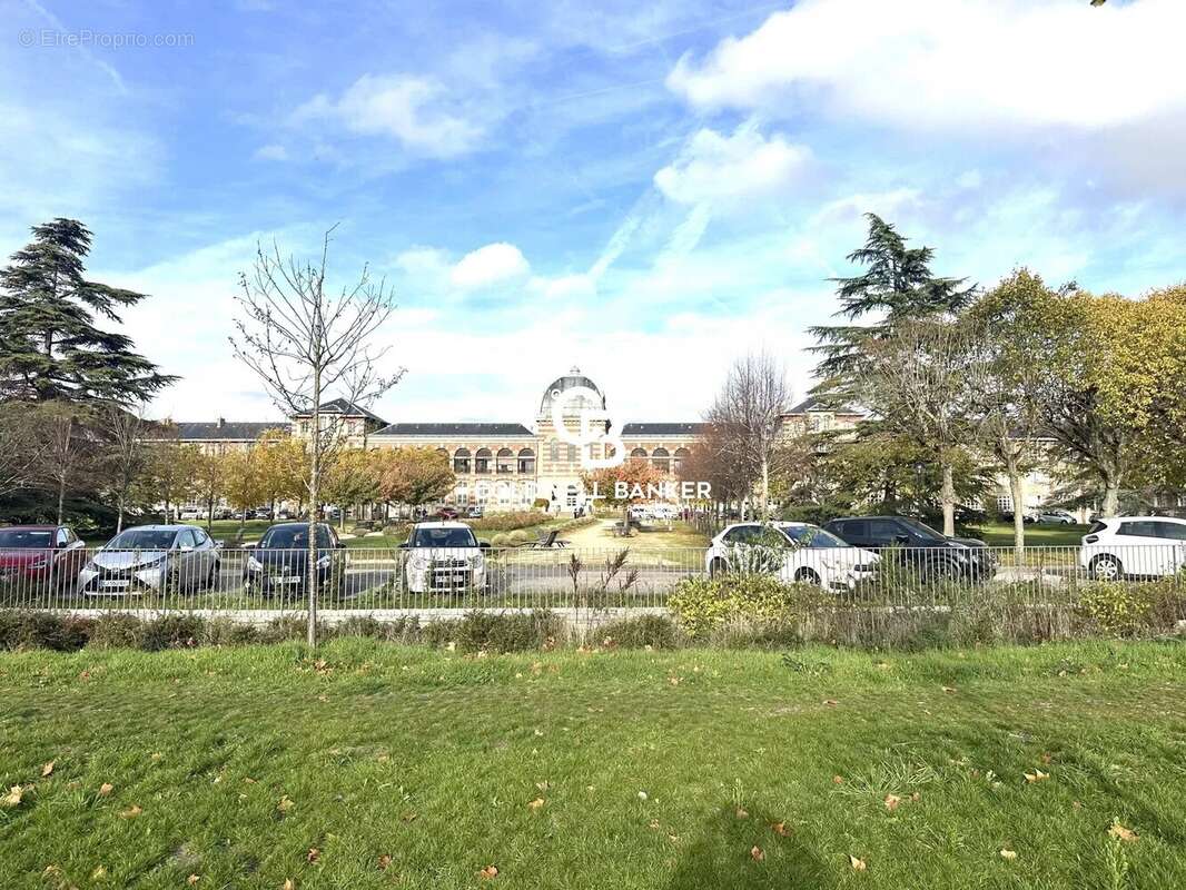 Appartement à LE VESINET