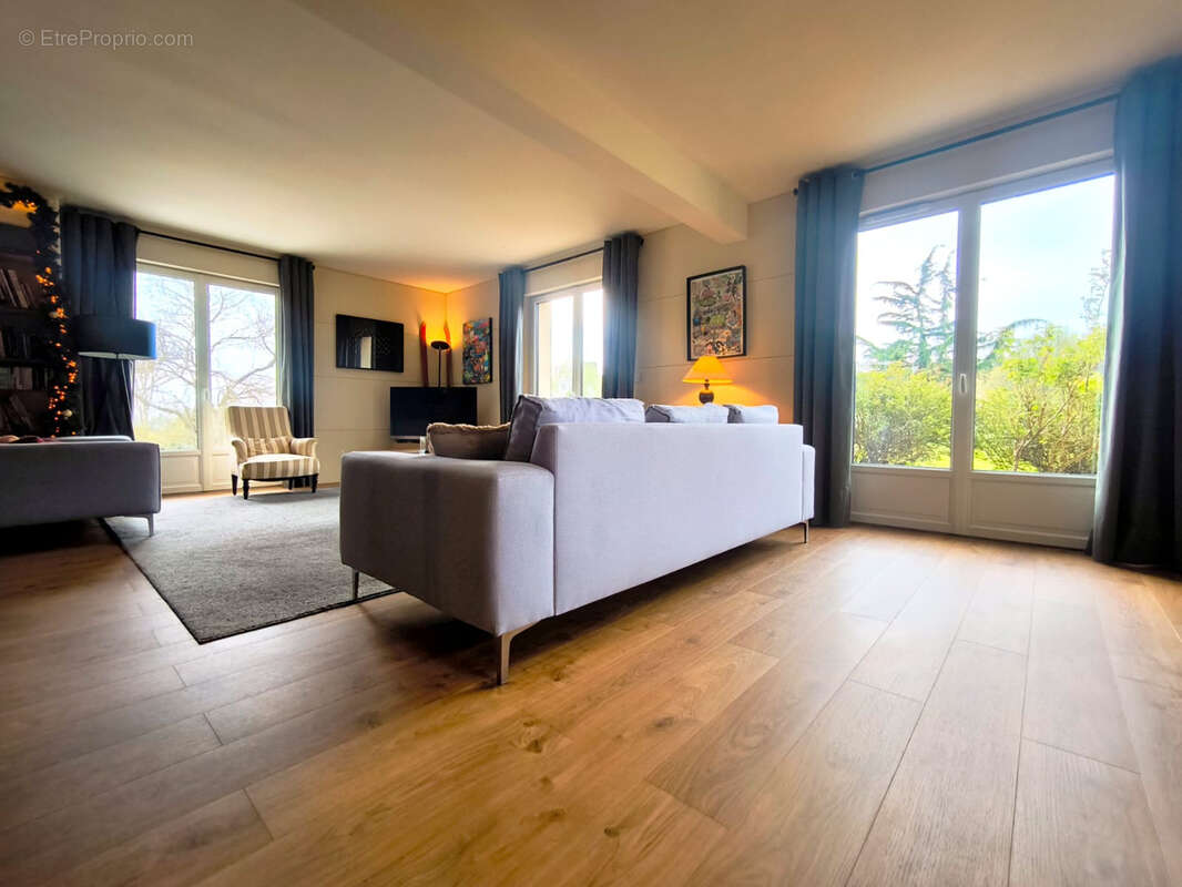 Maison à COULANS-SUR-GEE