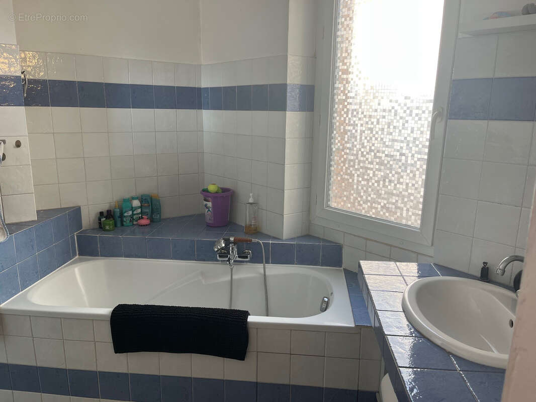 Maison à SAINT-VALLIER-DE-THIEY