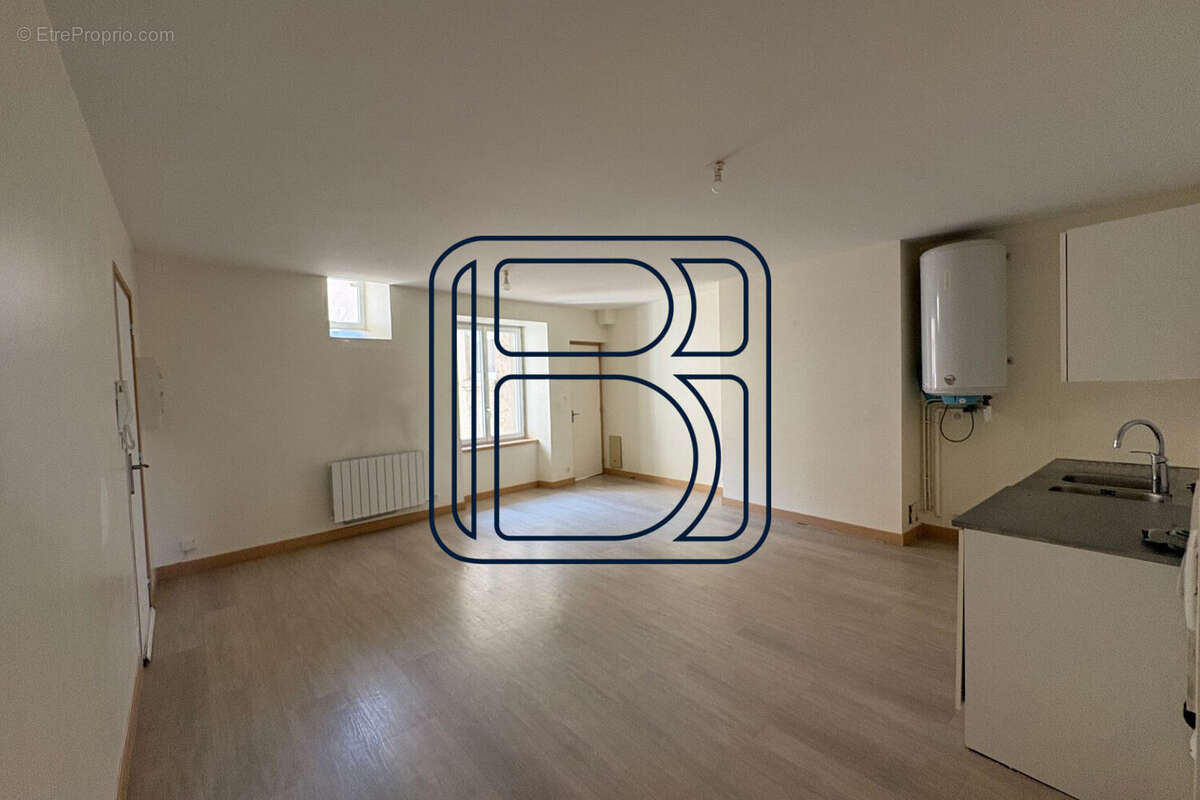 Appartement 63 m² à Ambert  - photo 3