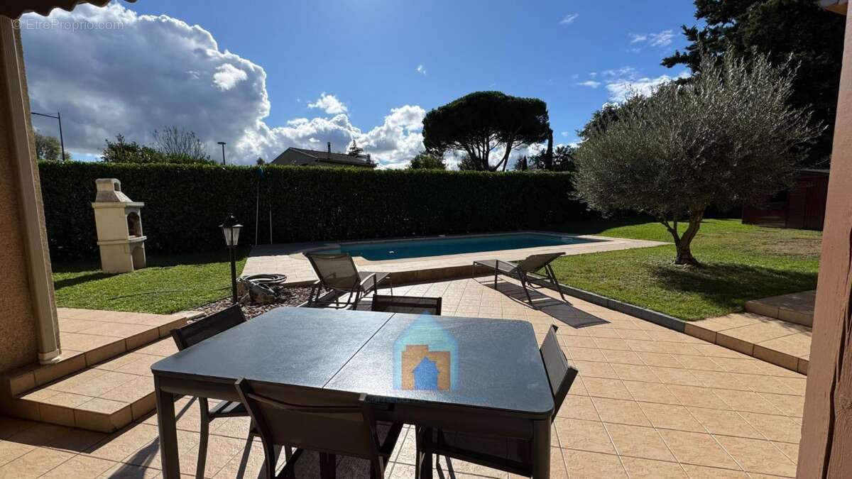 Maison à CORNEBARRIEU