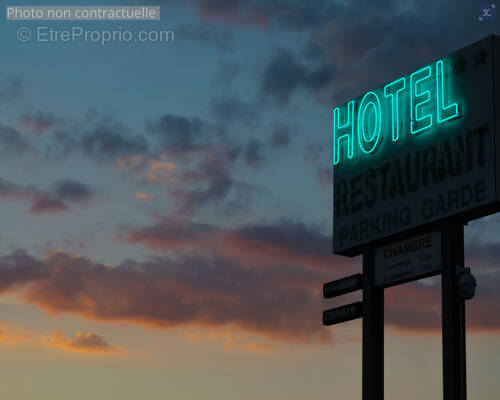 Commerce à VALGORGE