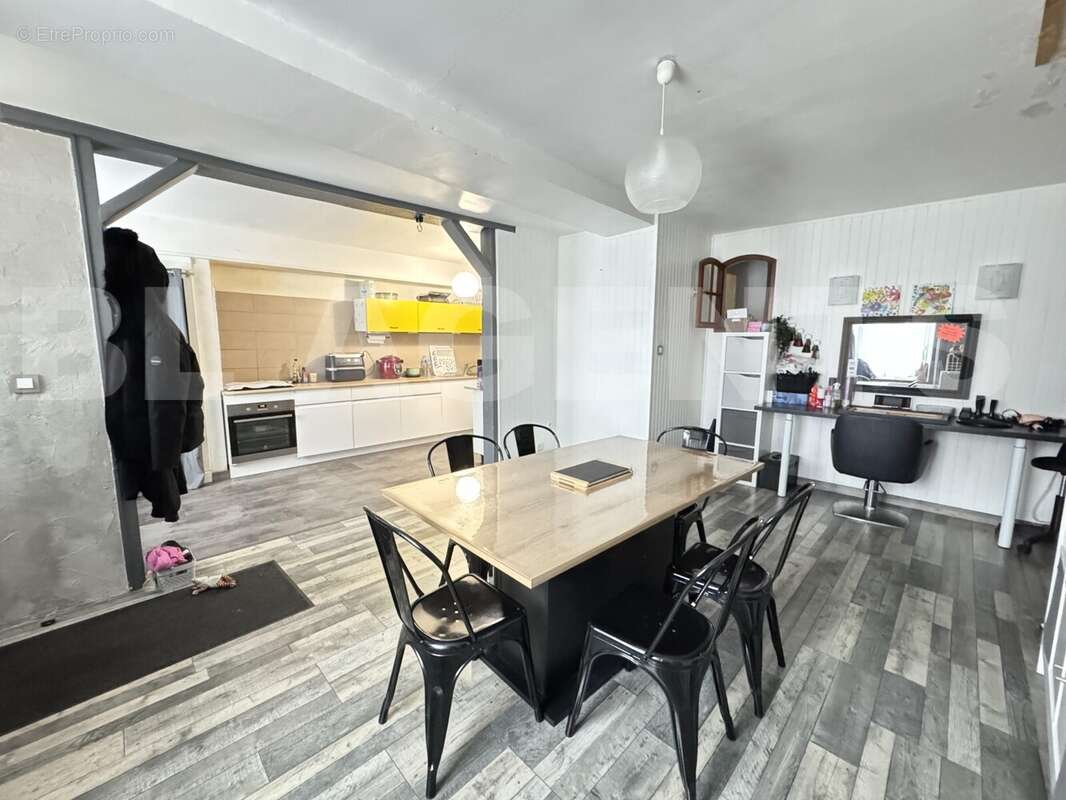 image00018 - Maison à BETZ