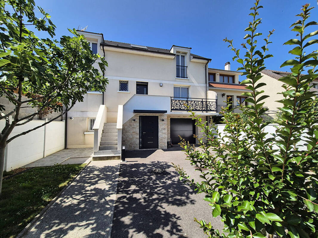 Maison à ATHIS-MONS