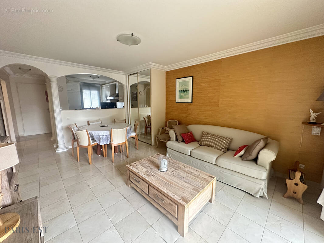 Appartement à AULNAY-SOUS-BOIS