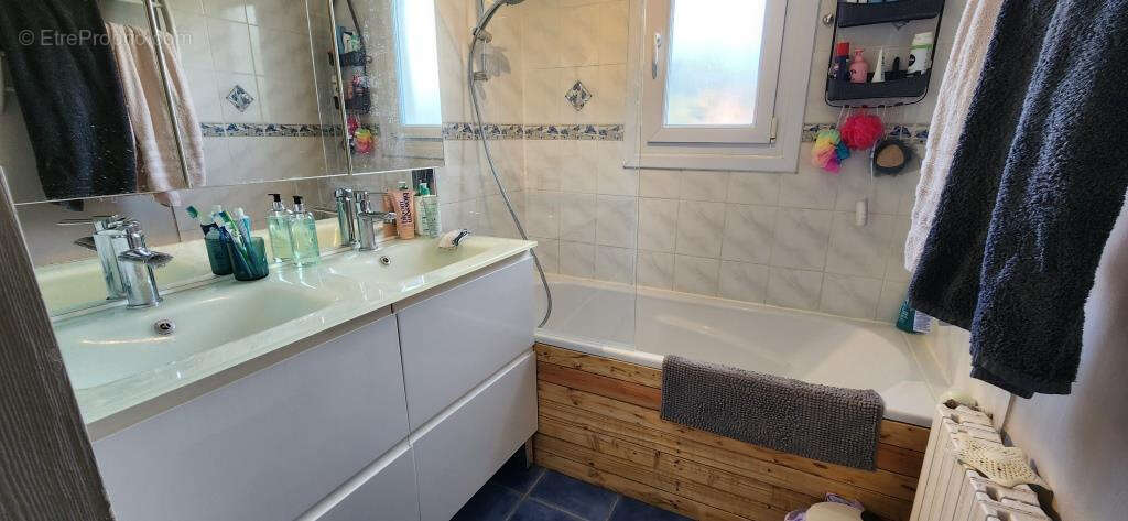 Maison à ARQUES-LA-BATAILLE