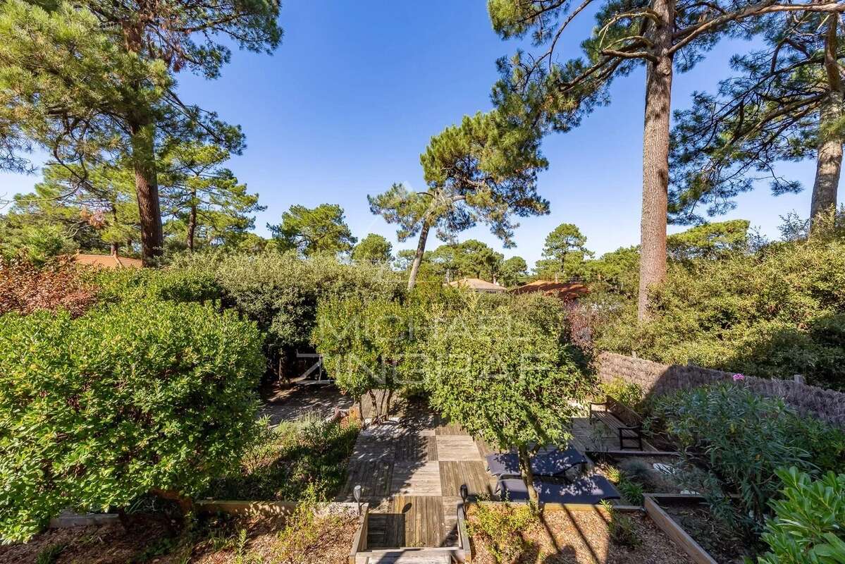 Maison à LE BOUSCAT